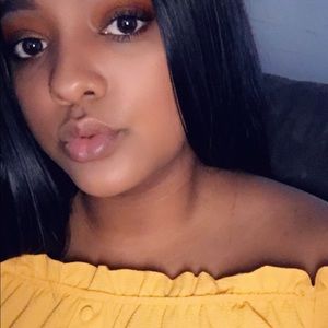 Meet your Posher, Kendra